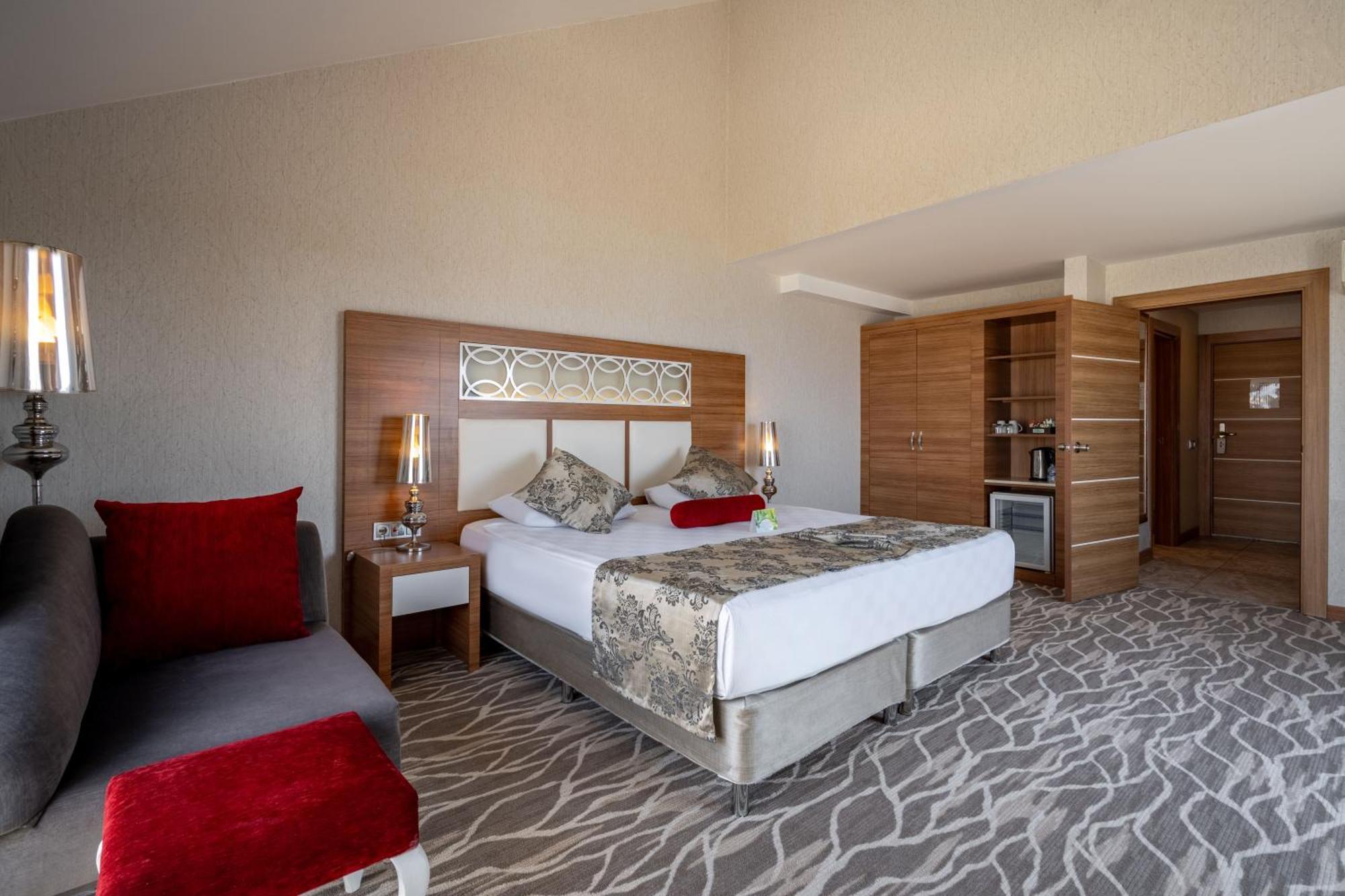 Justiniano Theodora Resort Okurcalar Ruang foto