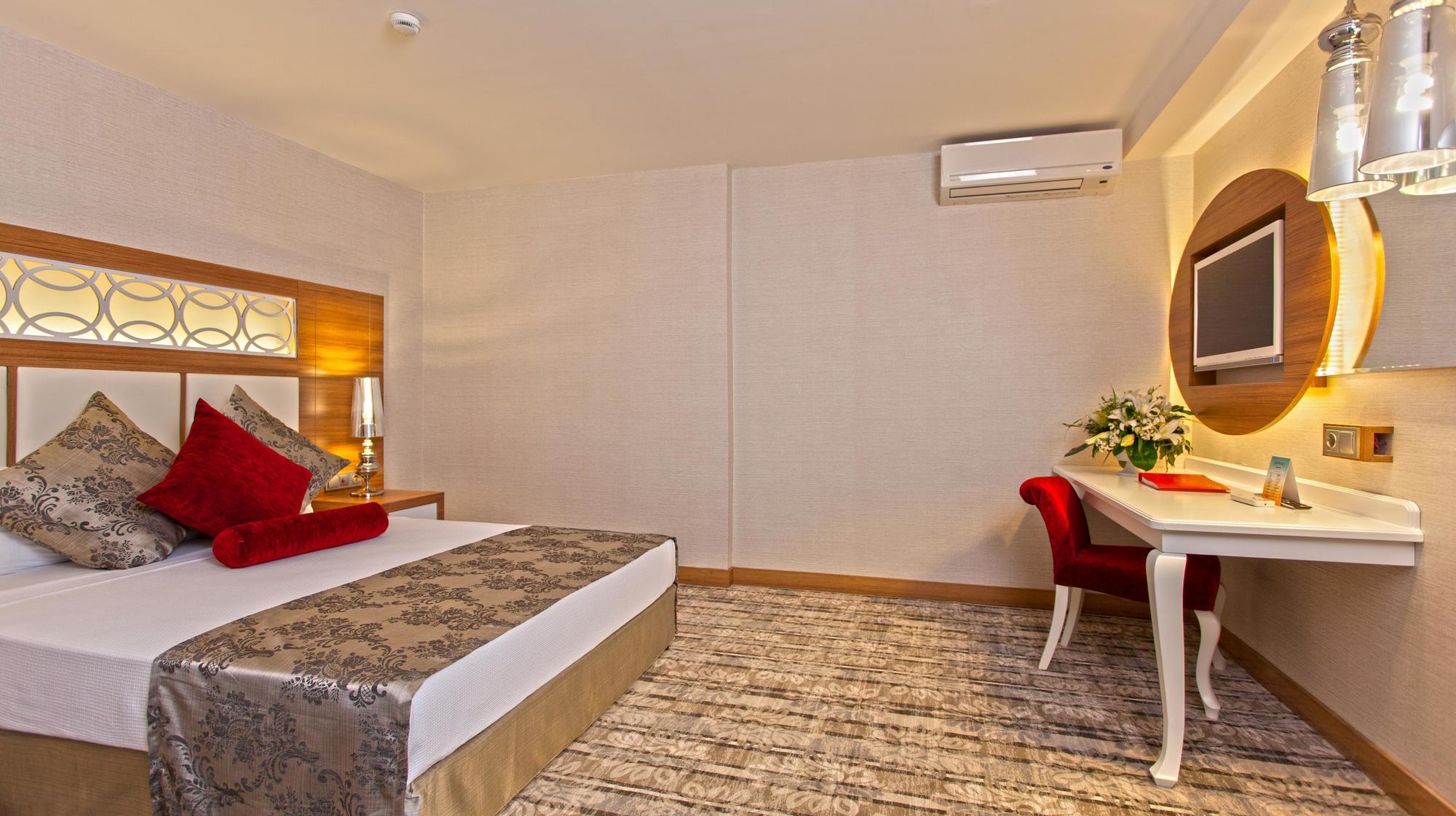 Justiniano Theodora Resort Okurcalar Bagian luar foto